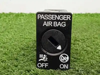 Peça sobressalente para automóvel em segunda mão interruptor de desativação do airbag por audi a3 sedán (8vs) 2.0 16v tdi referências oem iam 5c5919237