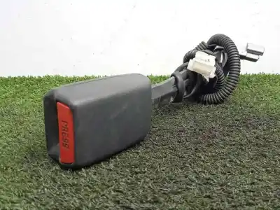 Second-hand car spare part left front seat belt buckle for toyota auris (_e15_) 1.4 d-4d (nde150_) oem iam references 