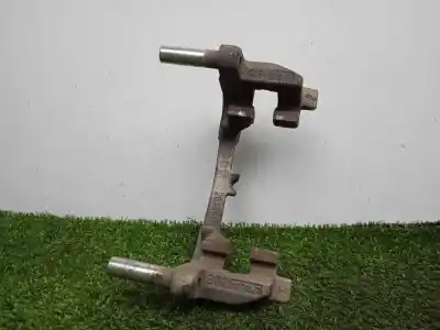 Peça sobressalente para automóvel em segunda mão suporte da pinça por ford mondeo lim. 1.5 ecoboost cat referências oem iam dg9c2b582aa - 5181351
