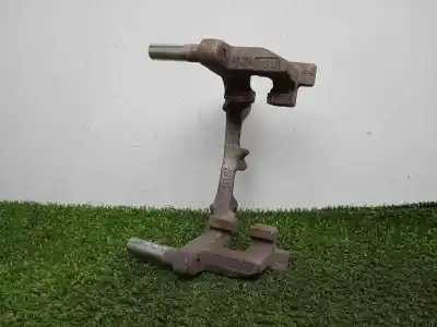 Peça sobressalente para automóvel em segunda mão suporte da pinça por ford mondeo lim. 1.5 ecoboost cat referências oem iam dg9c2b582aa - 5181351