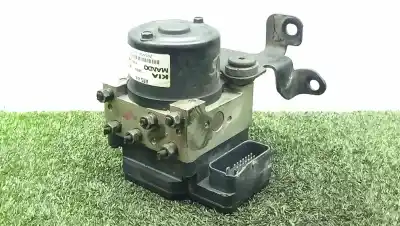 Peça sobressalente para automóvel em segunda mão ABS por KIA CERATO I FASTBACK (LD)  Referências OEM IAM 956002F000 - 492AAD1E10 - 589202F000 - BH60104900  