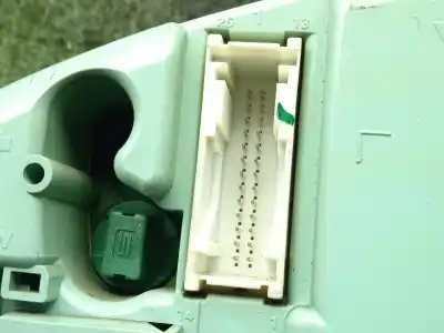 Peça sobressalente para automóvel em segunda mão quadrante por bmw 3 compact (e36) 318 tds referências oem iam 88311221 - 62118361154  