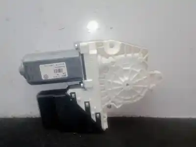 Peça sobressalente para automóvel em segunda mão motor elevador vidro traseiro direito por volkswagen golf vi (5k1) 1.6 tdi referências oem iam 997756102 - 7746006002 - 5k0959704c - 5k0959795