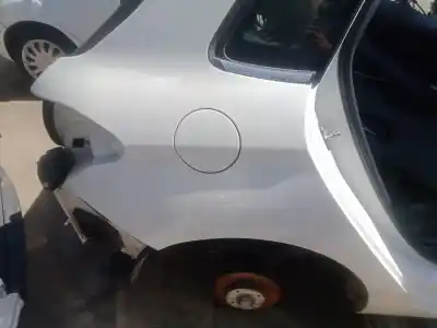 Second-hand car spare part right rear winglet for citroen c4 lim. 1.6 hdi fap oem iam references 