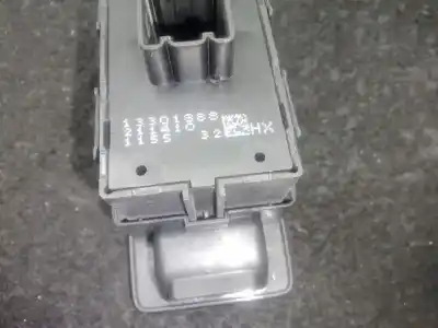 Peça sobressalente para automóvel em segunda mão botão / interruptor elevador vidro traseiro esquerdo por opel insignia a (g09) 2.0 cdti (68) referências oem iam 13301888  