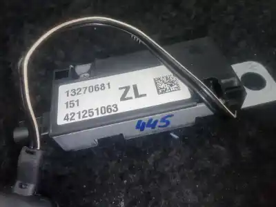 Автозапчасти б/у антенна за opel insignia a (g09) 2.0 cdti (68) ссылки oem iam 13270681 - 421251063  