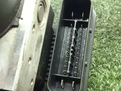 Pezzo di ricambio per auto di seconda mano abs per peugeot 206 fastback (2a/c) 1.4 hdi riferimenti oem iam 10097011143 - 5wk84108 - 9652342980  