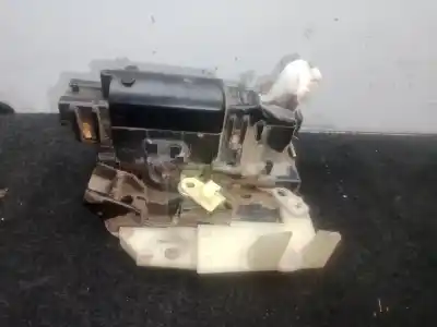 Second-hand car spare part left front door lock for dacia duster (hs_) 1.5 dci (hsmc) oem iam references   