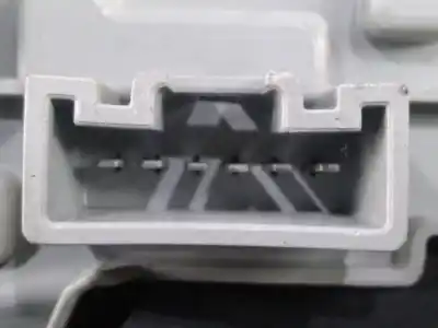 Second-hand car spare part left tailgate light for toyota corolla (_e12_) 2.0 d-4d (cde120r_, cde120l_) oem iam references 02100  