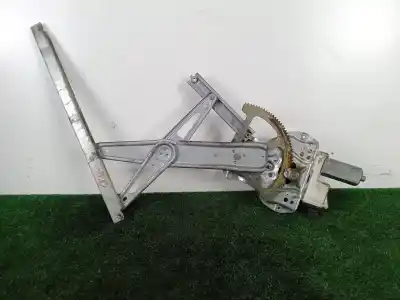 Second-hand car spare part passenger side right window regulator for toyota corolla (_e12_) 2.0 d-4d (cde120r_, cde120l_) oem iam references   