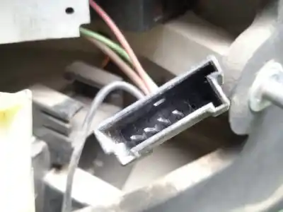 Second-hand car spare part left tailgate light for bmw 7 (e65, e66, e67) 730 d oem iam references 155513  