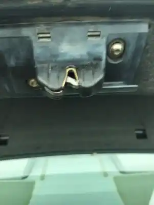 Gebrauchtes Autoersatzteil Schloss Heckdeckel zum MERCEDES-BENZ CLASE C (W202) C 180 (202.018) OEM-IAM-Referenzen   