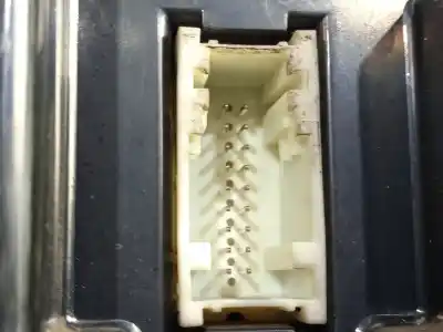 Second-hand car spare part dashboard for bmw 3 (e46) 320 d oem iam references 0263606218 - 6901923  