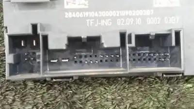 Second-hand car spare part central locking pump for audi q5 (8rb) 2.0 tdi quattro oem iam references 8k0959795f - 8k0959795f  