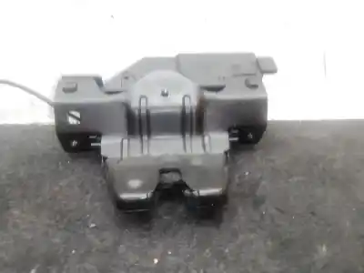 Second-hand car spare part trunk lock for bmw 1 (e87) 120 d oem iam references 8196401  