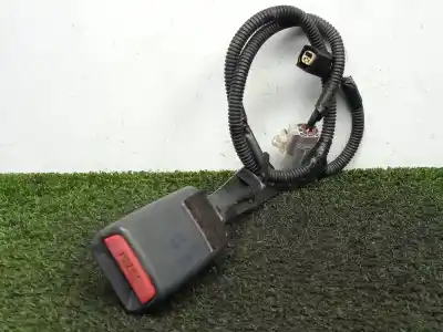 Second-hand car spare part LEFT FRONT SEAT BELT BUCKLE for TOYOTA AVENSIS (_T25_) 2.2 D-4D (ADT251_) OEM IAM references   