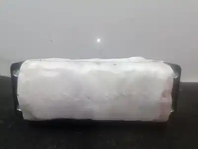 Pièce détachée automobile d'occasion AIRBAG AVANT DROIT pour VOLKSWAGEN GOLF VI (5K1) 1.6 TDI Références OEM IAM 5K0880204A  