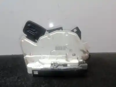 Second-hand car spare part front right door lock for volkswagen golf vi (5k1) 1.6 tdi oem iam references 5k1837016d