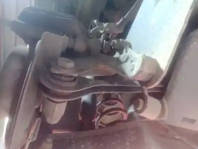 Second-hand car spare part rear lower right suspension arm for volkswagen golf vi (5k1) 1.6 tdi oem iam references 