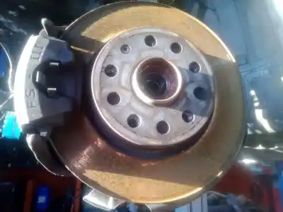 Second-hand car spare part front left knuckle for volkswagen golf vi (5k1) 1.6 tdi oem iam references 