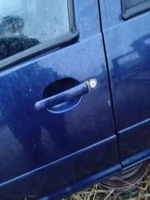 Pièce détachée automobile d'occasion POIGNÉE DE PORTE AVANT GAUCHE pour VOLKSWAGEN GOLF IV (1J1) 1.6 16V Références OEM IAM   