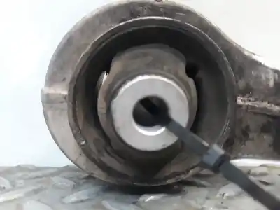 Автозапчасти б/у передний левый нижний рычаг подвески за audi a6 berlina (4f2) 3.0 v6 24v tdi ссылки oem iam   