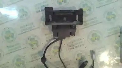 Peça sobressalente para automóvel em segunda mão pinça de travão dianteira esquerda por bmw serie 3 berlina (e90) 318d referências oem iam 