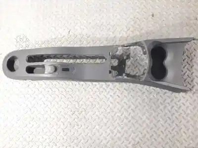 Автозапчасти б/у ЦЕНТРАЛЬНАЯ КОНСОЛЬ за RENAULT CLIO III  ссылки OEM IAM 8200407985  
