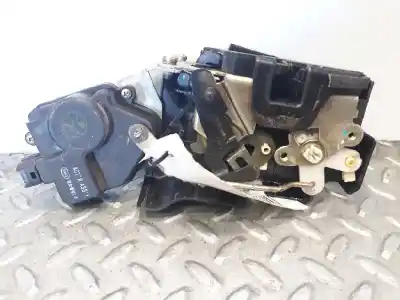 Peça sobressalente para automóvel em segunda mão fechadura da porta traseira esquerda por hyundai santa fe (sm) 2.0 crdi cat referências oem iam 