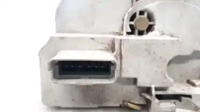 Pezzo di ricambio per auto di seconda mano serratura porta anteriore sinistra per peugeot 307 break / sw (s1) sw pack riferimenti oem iam 8914c3  