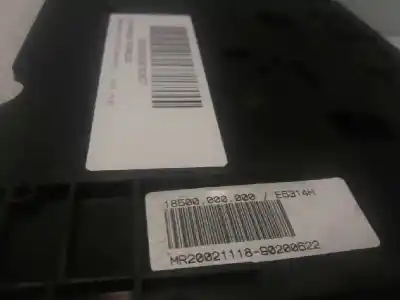 Peça sobressalente para automóvel em segunda mão caixa de fusíveis e relés por bmw serie 3 coupe (e46) 318 ci referências oem iam 5543311  5543311