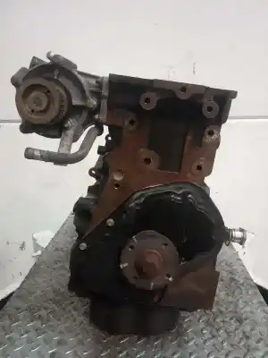 Pezzo di ricambio per auto di seconda mano bloccare per chrysler voyager (rg) motor 2.8 ltr. - 110 kw crd cat riferimenti oem iam 6y106514r  6y106514r