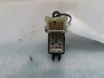 Second-hand car spare part right front power window switch for nissan note 1.2 cat oem iam references 254111fa0a  