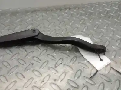 Second-hand car spare part left front windshield wiper arm for opel corsa d 1.3 16v cdti oem iam references 1270809  