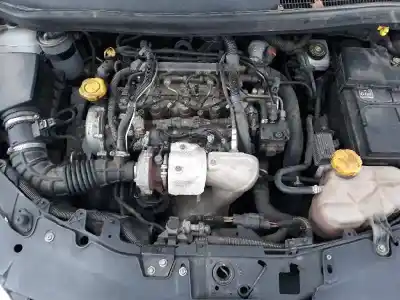 Pezzo di ricambio per auto di seconda mano riduttore per opel corsa d essentia riferimenti oem iam 