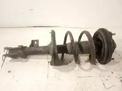 Recambio de automóvil de segunda mano de AMORTIGUADOR DELANTERO DERECHO para KIA CARENS  referencias OEM IAM 546611D200 546611D200 546611D200