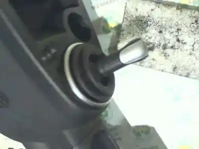 Pezzo di ricambio per auto di seconda mano bracciolo centrale per ford fiesta (cbk) ambiente riferimenti oem iam   