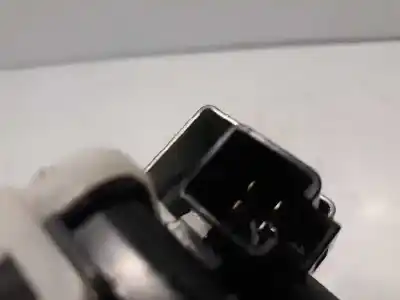 Second-hand car spare part trunk lock for mazda 2 lim. (de) 1.5 sportive oem iam references   