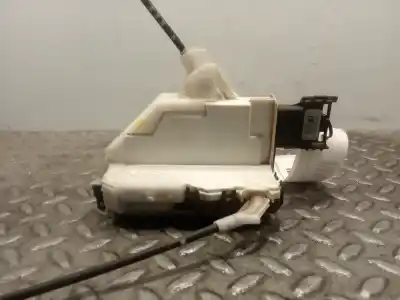 Second-hand car spare part front right door lock for citroen c3 1.4 oem iam references 9136gg