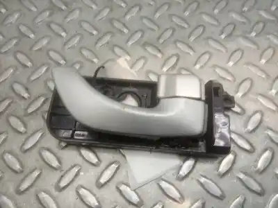 Peça sobressalente para automóvel em segunda mão puxador interior traseiro direito por hyundai sonata (nf) 2.0 crdi cat referências oem iam 