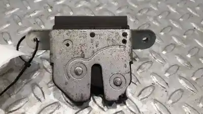 Second-hand car spare part trunk lock for opel corsa d enjoy oem iam references 39021416  