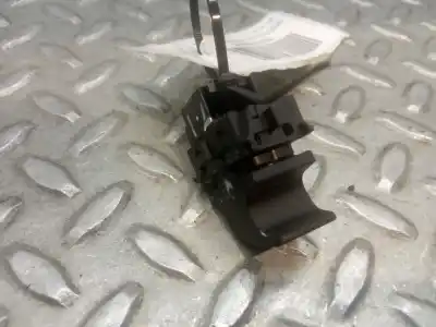 Peça sobressalente para automóvel em segunda mão botão / interruptor elevador vidro traseiro esquerdo por seat leon (5f1) 1.6 tdi referências oem iam 5g0959855q  