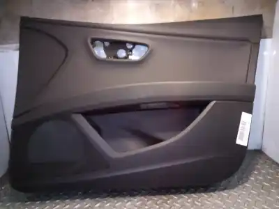 Second-hand car spare part right front door trim for seat leon (5f1) 1.6 tdi oem iam references 5f4867132 Second-hand car spare part right front door trim for seat leon (5f1) 1.6 tdi oem iam references 5f4867132