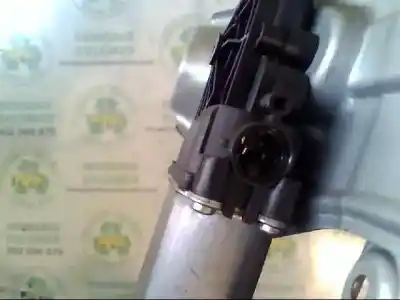 Second-hand car spare part driver left window regulator for renault clio iii expression oem iam references   