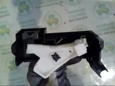 Second-hand car spare part tailgate back door handle for toyota corolla (e12) 1.6 16v oem iam references   