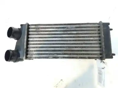 Автозапчастина б/у інтеркулер для peugeot 307 break / sw (s1) 1.6 16v hdi посилання на oem iam 