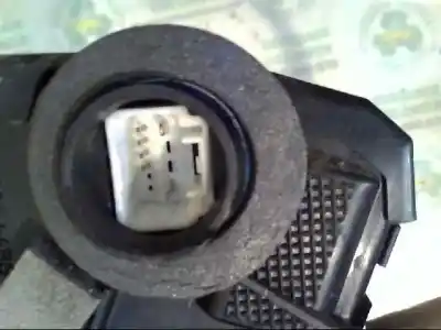 Pezzo di ricambio per auto di seconda mano serratura porta anteriore sinistra per toyota corolla (e12) 1.6 16v riferimenti oem iam   