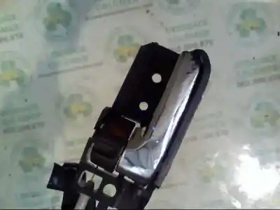 Pezzo di ricambio per auto di seconda mano serratura porta anteriore sinistra per toyota corolla (e12) 1.6 16v riferimenti oem iam   