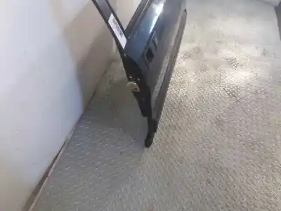 Peça sobressalente para automóvel em segunda mão porta dianteira direita por seat malaga 1.5 referências oem iam   