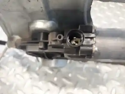 Second-hand car spare part driver left window regulator for renault clio iii expression oem iam references 8200843592  400860f